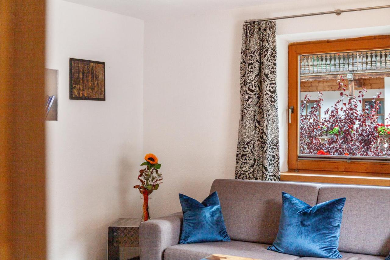 Ferienwohnung Galerie Kaiser Mayrhofen Bagian luar foto