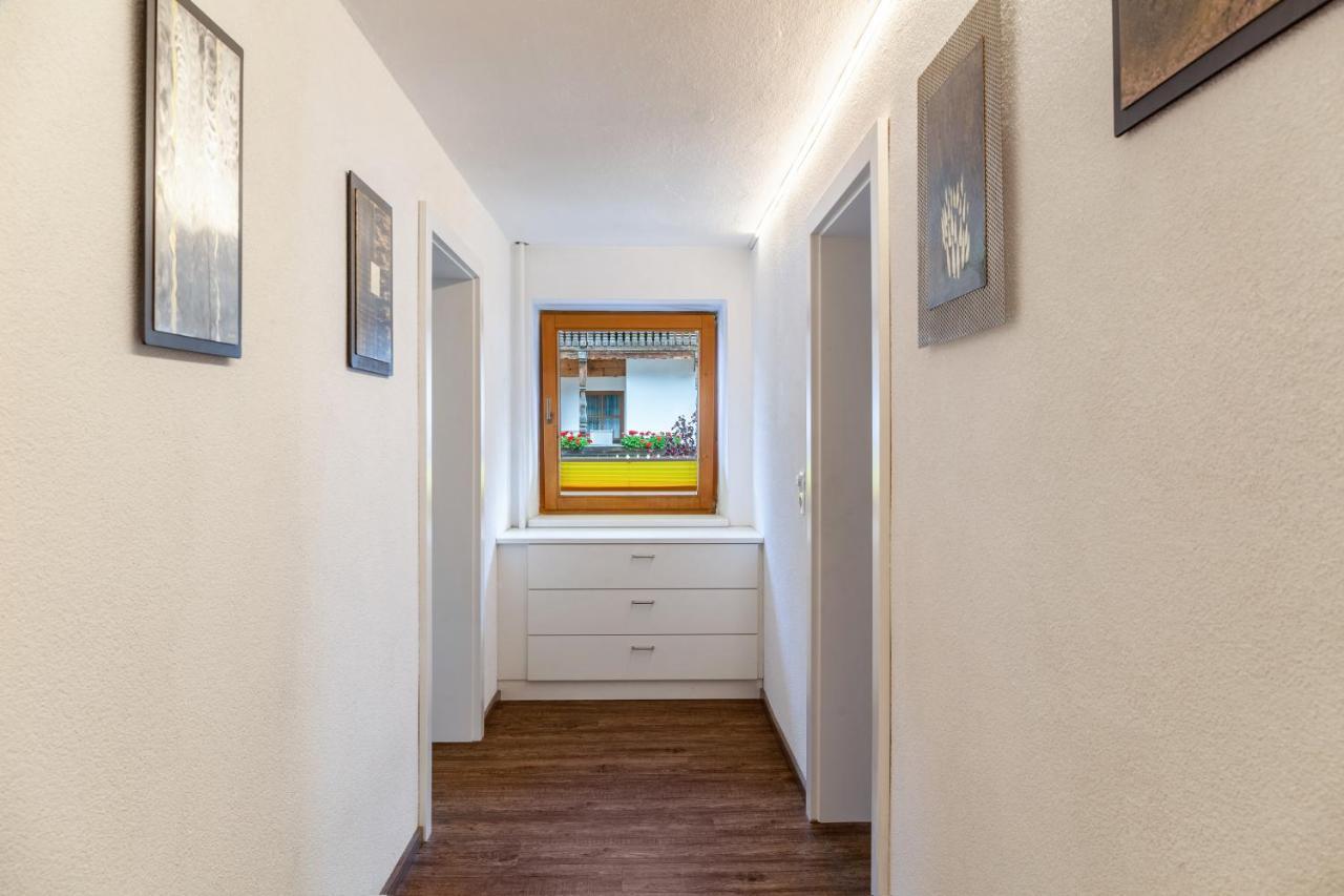 Ferienwohnung Galerie Kaiser Mayrhofen Bagian luar foto