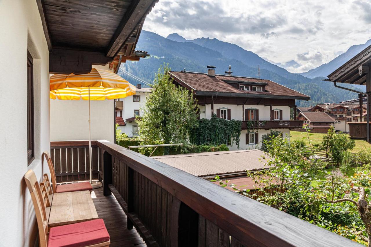 Ferienwohnung Galerie Kaiser Mayrhofen Bagian luar foto